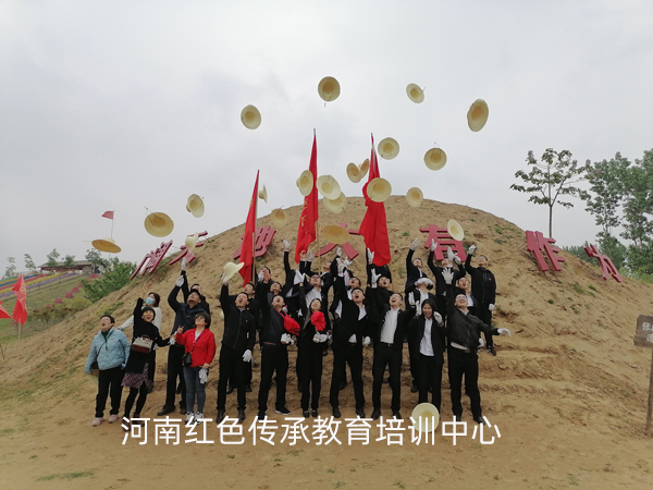 体验翻沙治淤的教学.jpg