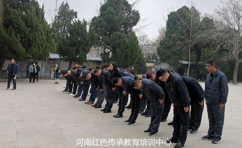 红色教育培训.jpg