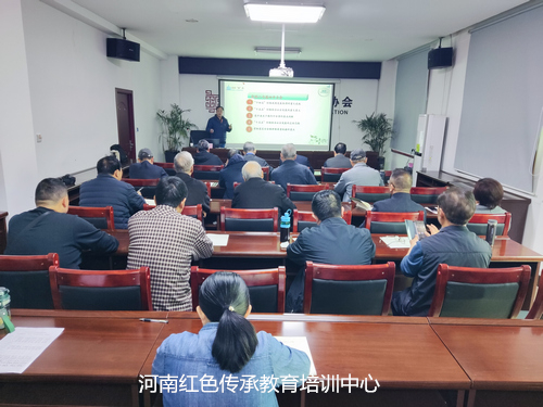 专题讲座.jpg 专题讲座.jpg